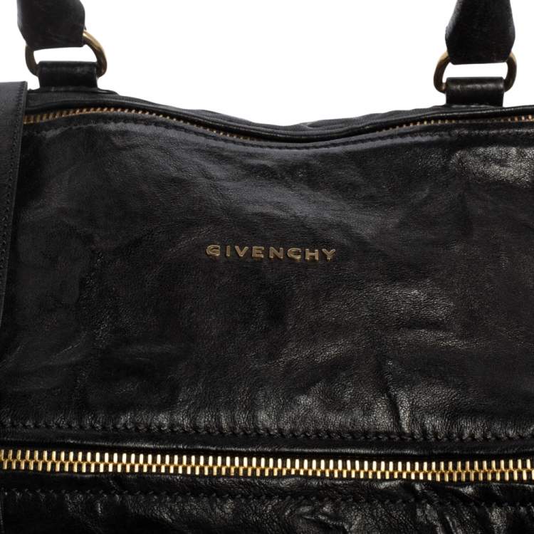 مملوكة مسبقًا Givenchy Black Leather Large Pandora Shoulder Bag