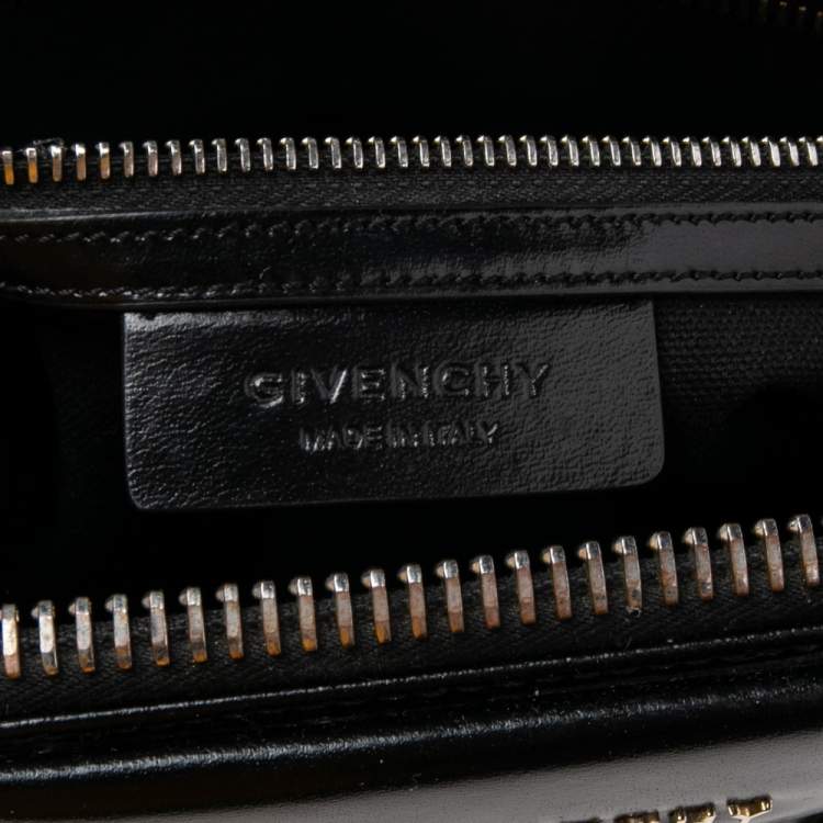 مملوكة مسبقًا Givenchy Black Gloddy Leather Medium Antigona Satchel
