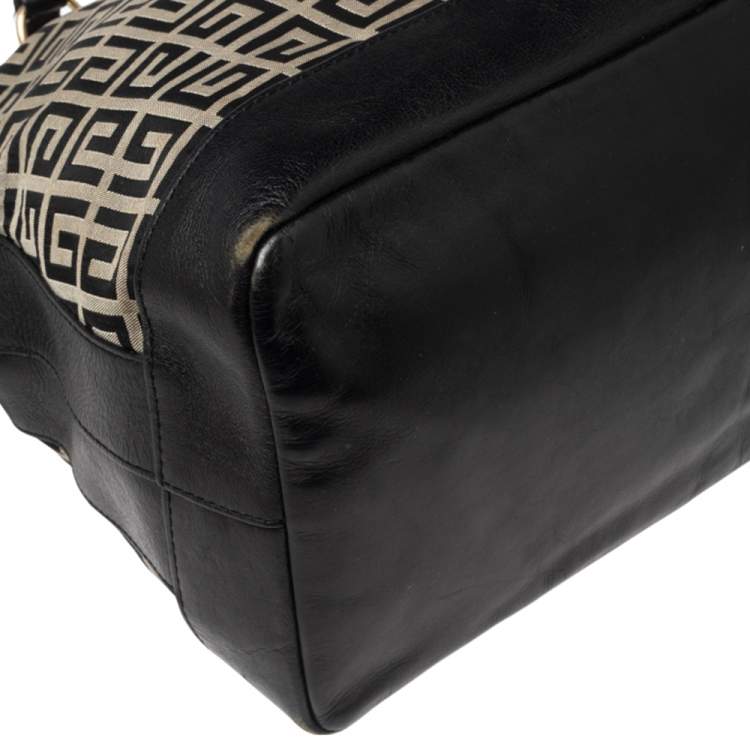 مملوكة مسبقًا Givenchy Beige/Black Canvas and Leather Satchel