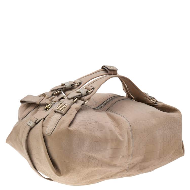 Pre Owned Givenchy Beige Leather Zip Hobo