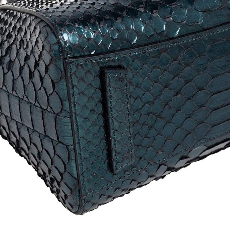 مملوكة مسبقًا Givenchy Emerald Python Mini Antigona Satchel