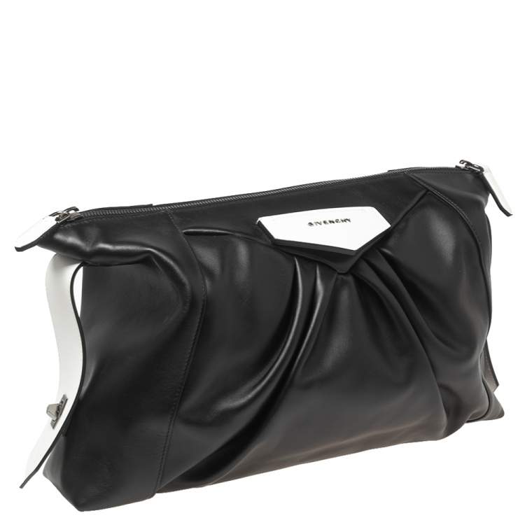 Pre Owned Givenchy Black/White Leather Large Antigona Soft Clutch