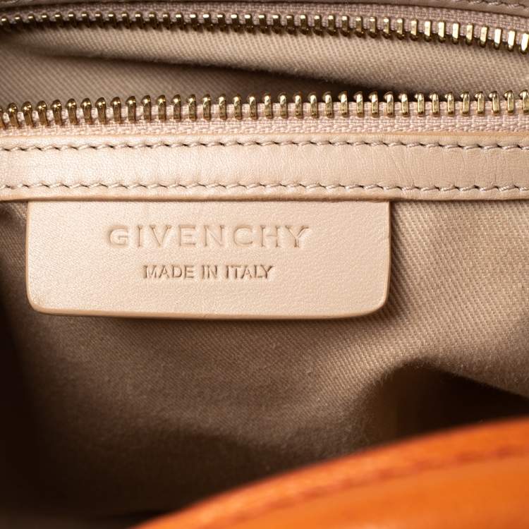 مملوكة مسبقًا Givenchy Orange Leather Medium Antigona Satchel 