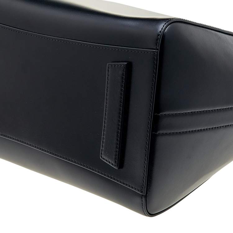 Pre Owned Givenchy Black Leather Medium Antigona Satchel 