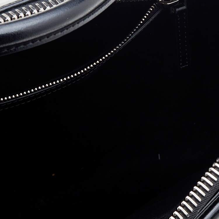 Pre Owned Givenchy Black Leather Medium Antigona Satchel 