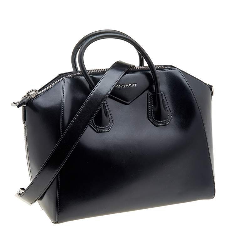 Pre Owned Givenchy Black Leather Medium Antigona Satchel 