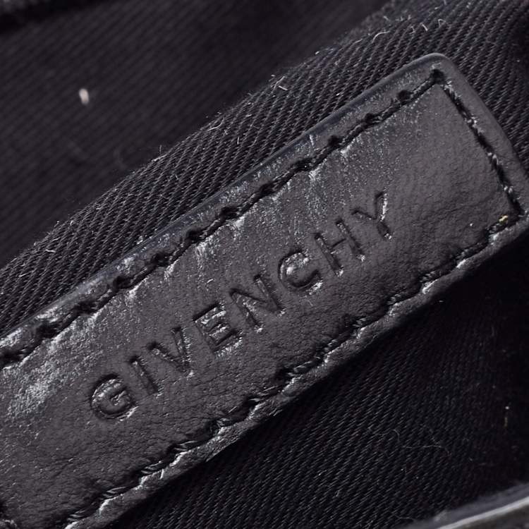 Pre Owned Givenchy Khaki Green Leather Shoulder Bag