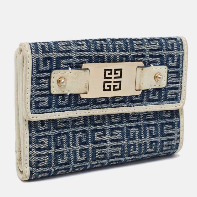 Pre Owned Givenchy Blue/Cream Monogram Canvas and Leather Metal Flap Compact Wallet