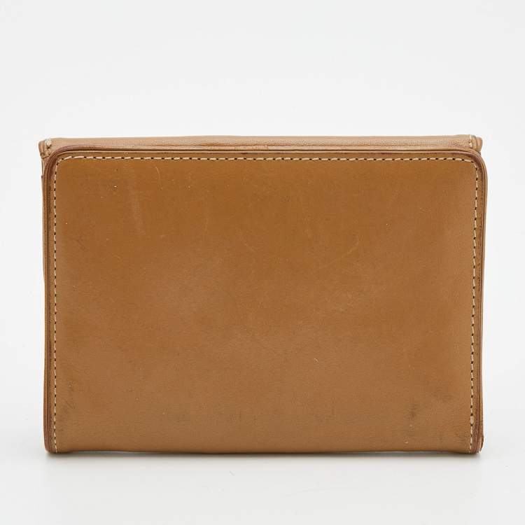 Pre Owned Givenchy Beige Leather Compact Wallet