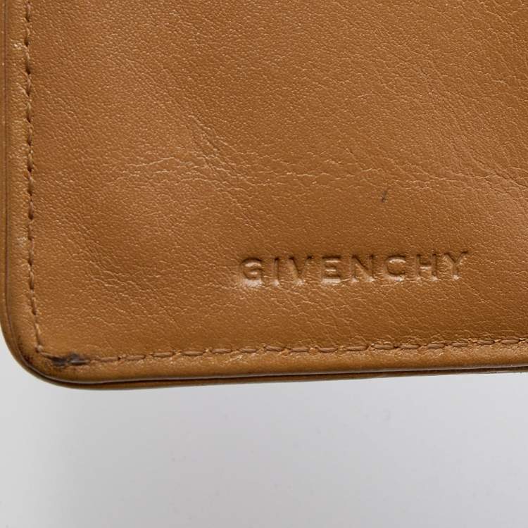 Pre Owned Givenchy Beige Leather Compact Wallet