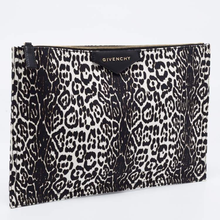 Pre Owned Givenchy Black/White Leopard Print Canvas Clutch
