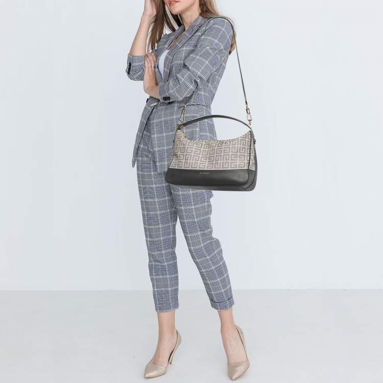 Pre Owned   Givenchy White/Grey Signature Canvas and Leather Hobo