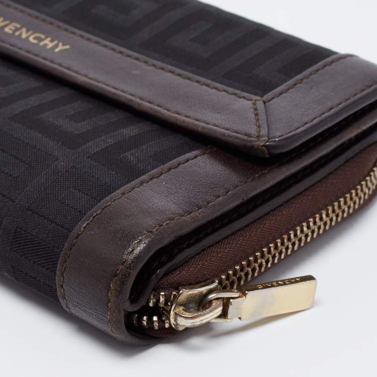 Pre Owned Givenchy Black/Brown Signature Canvas and Leather Continental Wallet