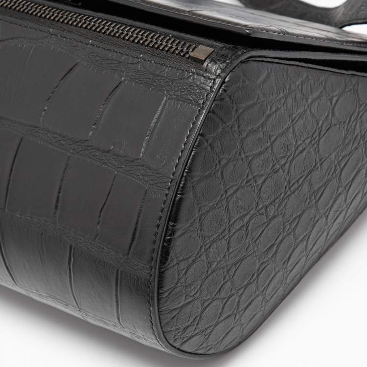 مملوكة مسبقًا Givenchy Black Croc Embossed Leather Chain Detail Shoulder Bag