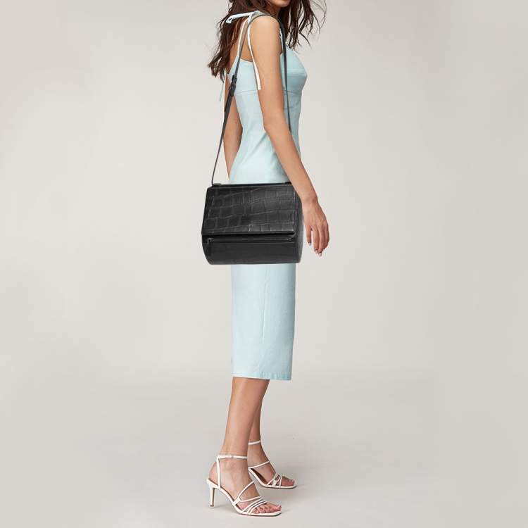 مملوكة مسبقًا Givenchy Black Croc Embossed Leather Chain Detail Shoulder Bag