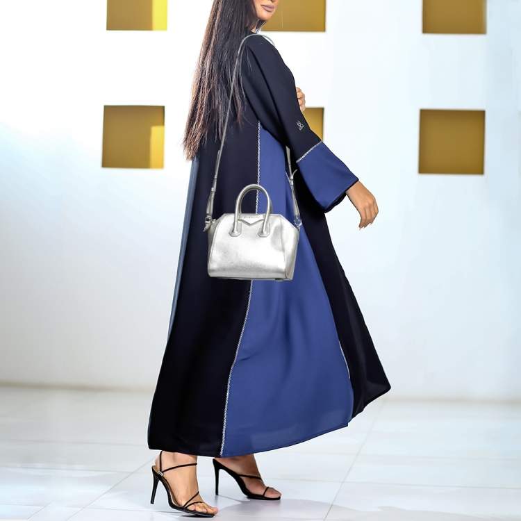 Pre Owned Givenchy Silver Leather Mini Antigona Satchel