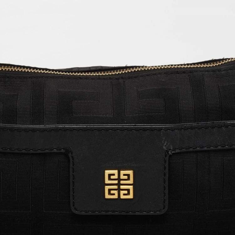 مملوكة مسبقًا Givenchy Black Signature Fabric Logo Shoulder Bag
