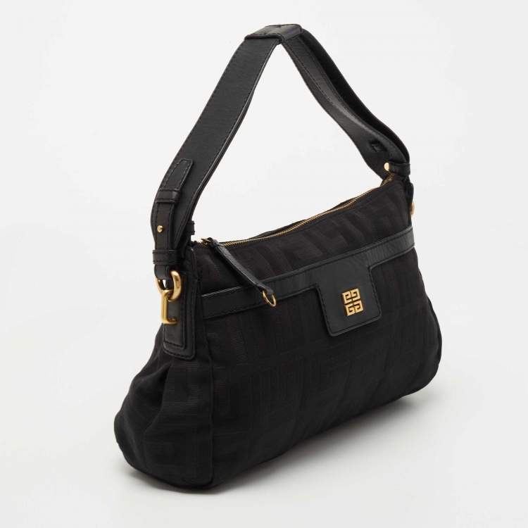 مملوكة مسبقًا Givenchy Black Signature Fabric Logo Shoulder Bag