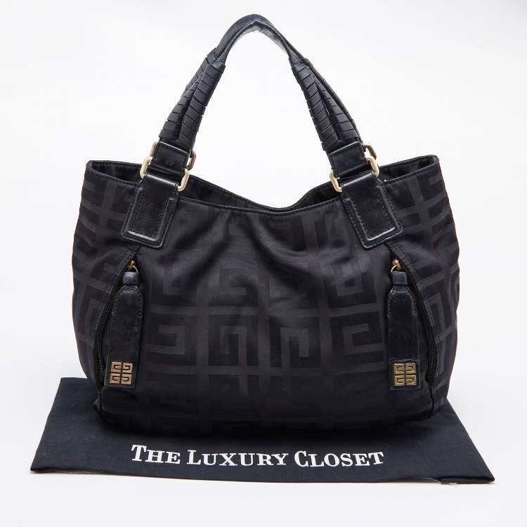 Pre Owned Givenchy Black Signature Nylon and Leather Front Zip Hobo