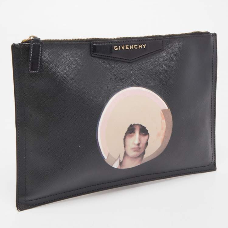 Pre Owned Givenchy Black Leather Small  Antigona Madonna Pouch