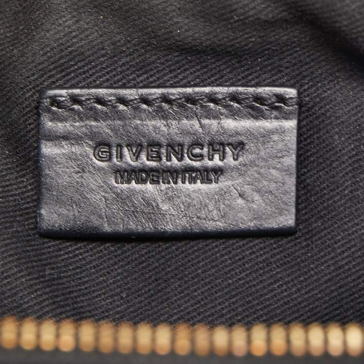 Pre Owned Givenchy Black Leather Small  Antigona Madonna Pouch
