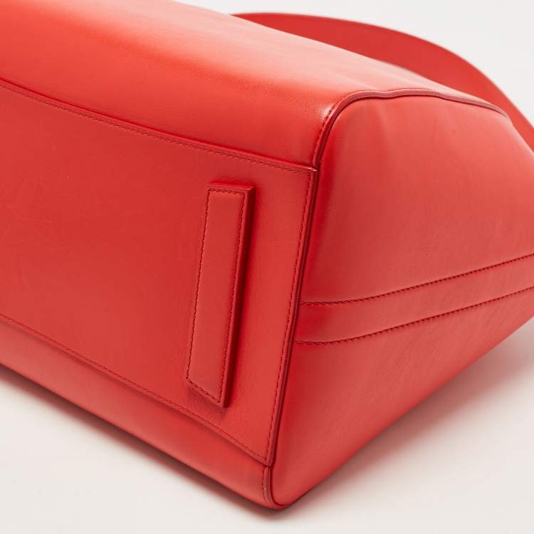 Pre Owned Givenchy Red Leather Medium Antigona Satchel