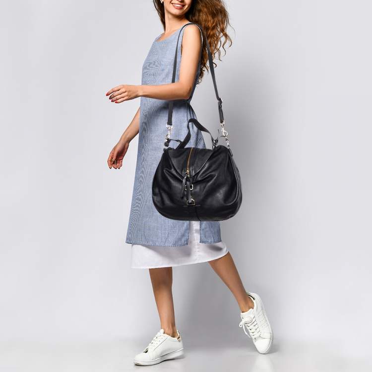 Pre Owned Givenchy Black Leather Zip Detail Hobo