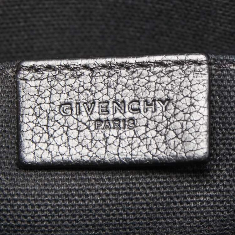 Pre Owned Givenchy Black Leather Antigona Zip Clutch