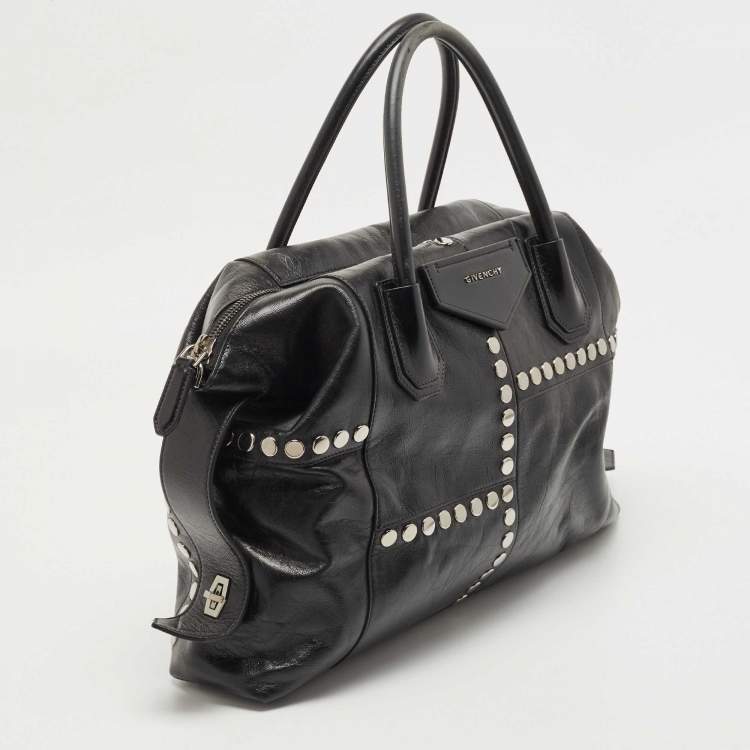 Pre Owned Givenchy Black Glossy Leather Studded Antigona Soft Satchel
