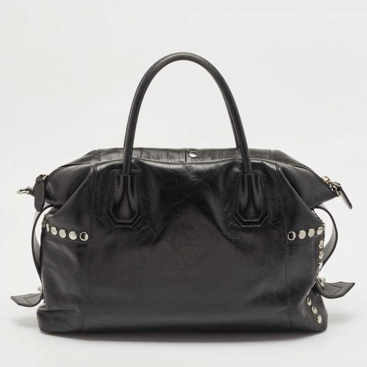 Pre Owned Givenchy Black Glossy Leather Studded Antigona Soft Satchel
