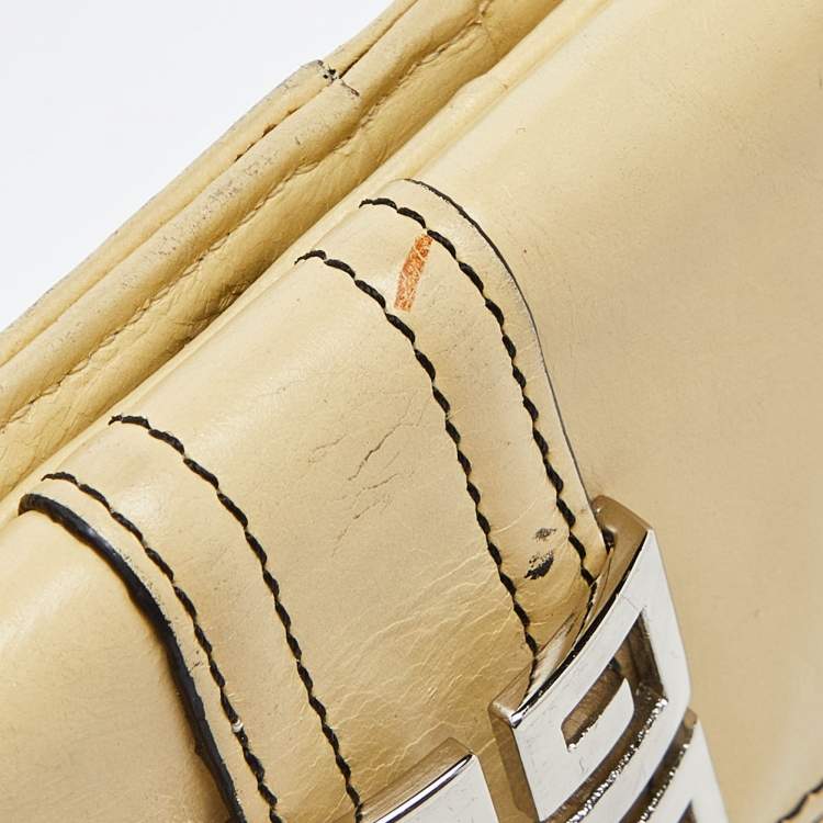 Pre Owned Givenchy Beige Leather Flap Compact Wallet