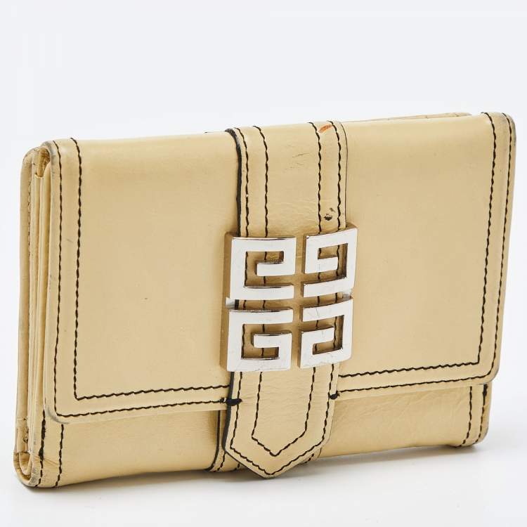 Pre Owned Givenchy Beige Leather Flap Compact Wallet