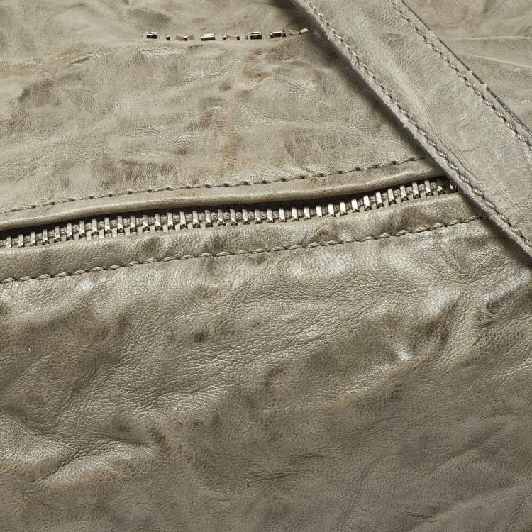 Pre Owned Givenchy Grey Leather Medium Pandora Top Handle Bag