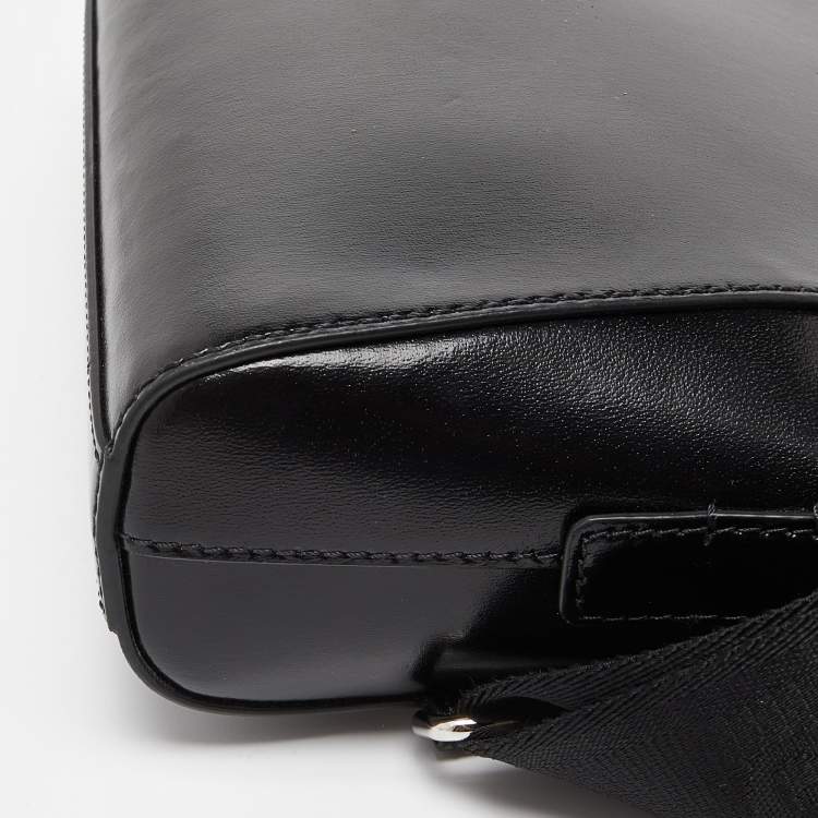 Pre Owned Givenchy Black Leather Antigona Sling Bag