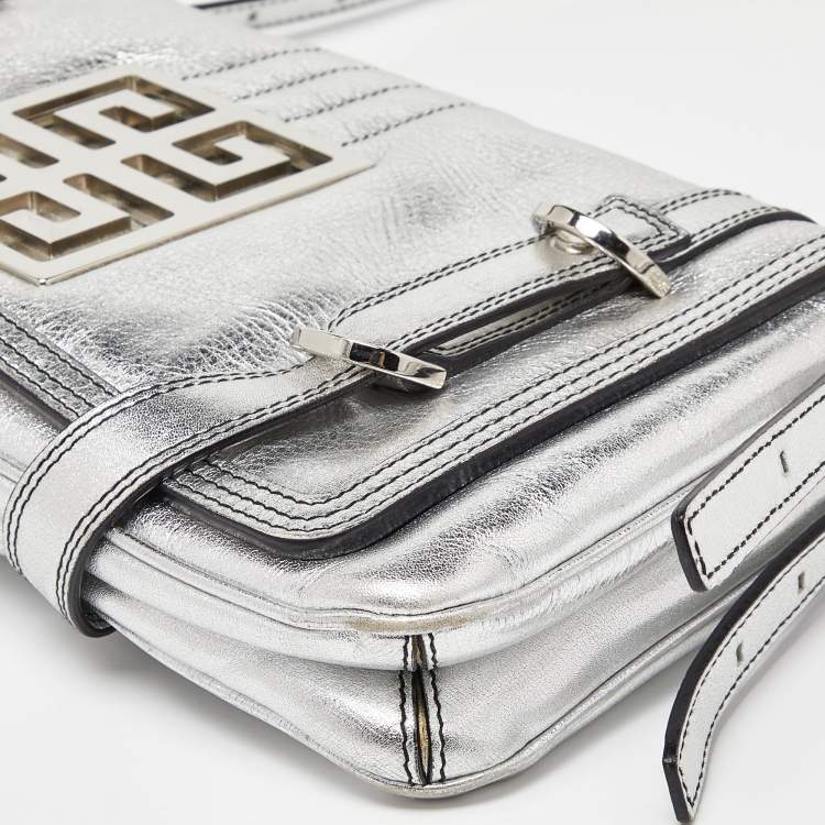 Pre Owned Givenchy Silver Leather Logo Shoulder Bag