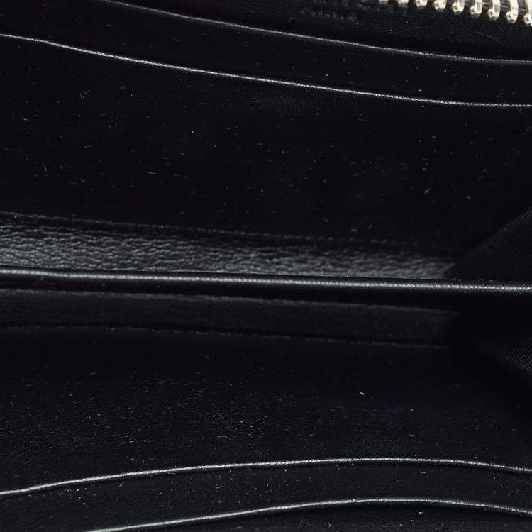 Pre Owned Givenchy Black/White Graphic Print Coated Canvas Zip Around Wallet