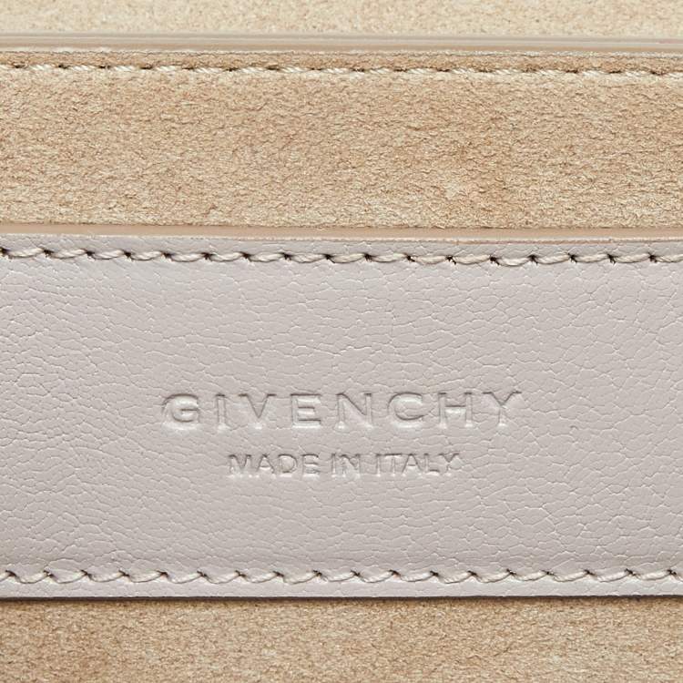 Pre Owned Givenchy Biege Leather Small GV3 Shoulder Bag