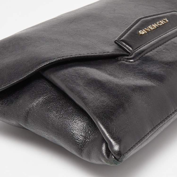 Pre Owned Givenchy Black Leather Medium Antigona Envelope Clutch