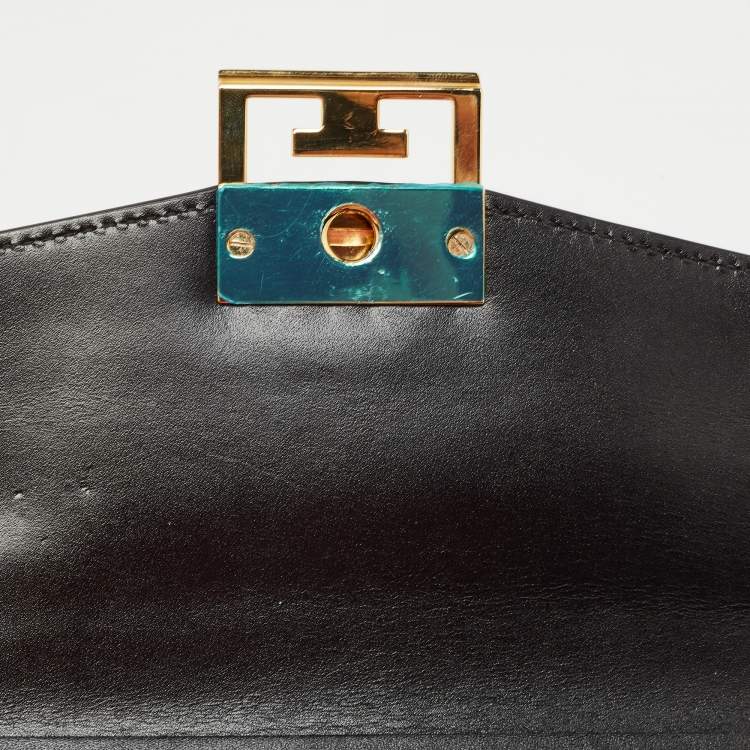 Pre Owned Givenchy Black Glossy Leather Small GV3 Shoulder Bag