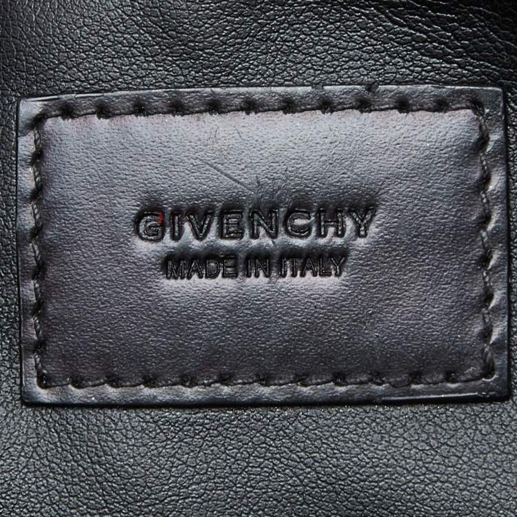 Pre Owned Givenchy Black Star Embossed Leather Zip Clutch