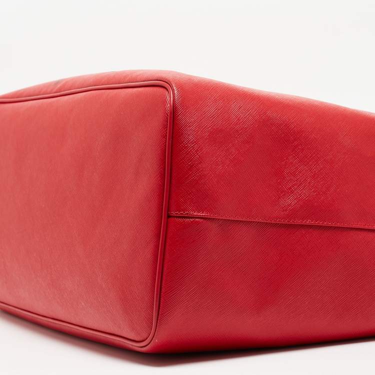 Pre Owned Givenchy Red Leather Large Bambi Antigona Shopper Tote