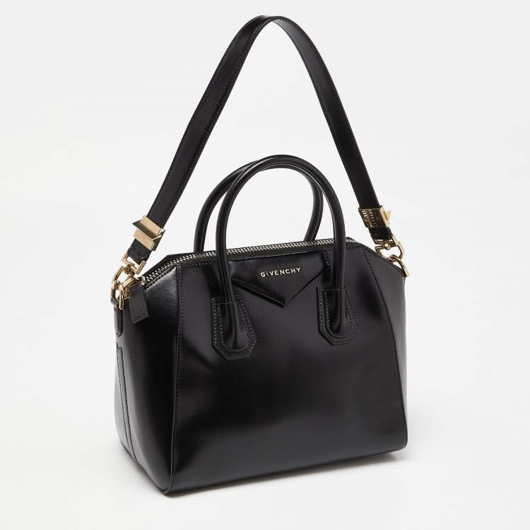 Pre Owned Givenchy Black Leather Small Antigona Satchel