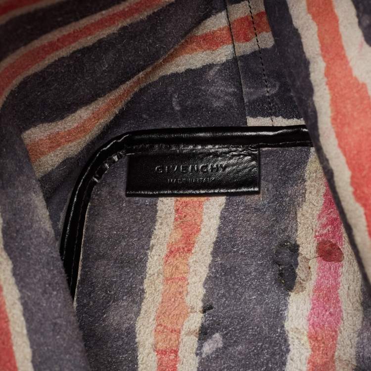 Pre Owned Givenchy Black Glossy Leather Antigona Shopper Tote