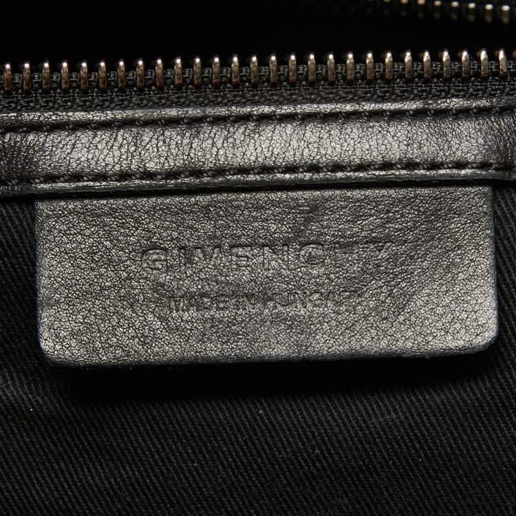 Pre Owned Givenchy Black/Beige Leather Side Zip Shoulder Bag