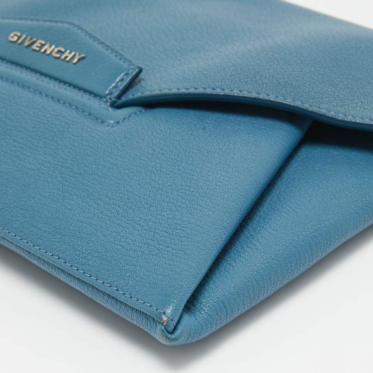 Pre Owned Givenchy Blue Leather Medium Antigona Envelope Clutch