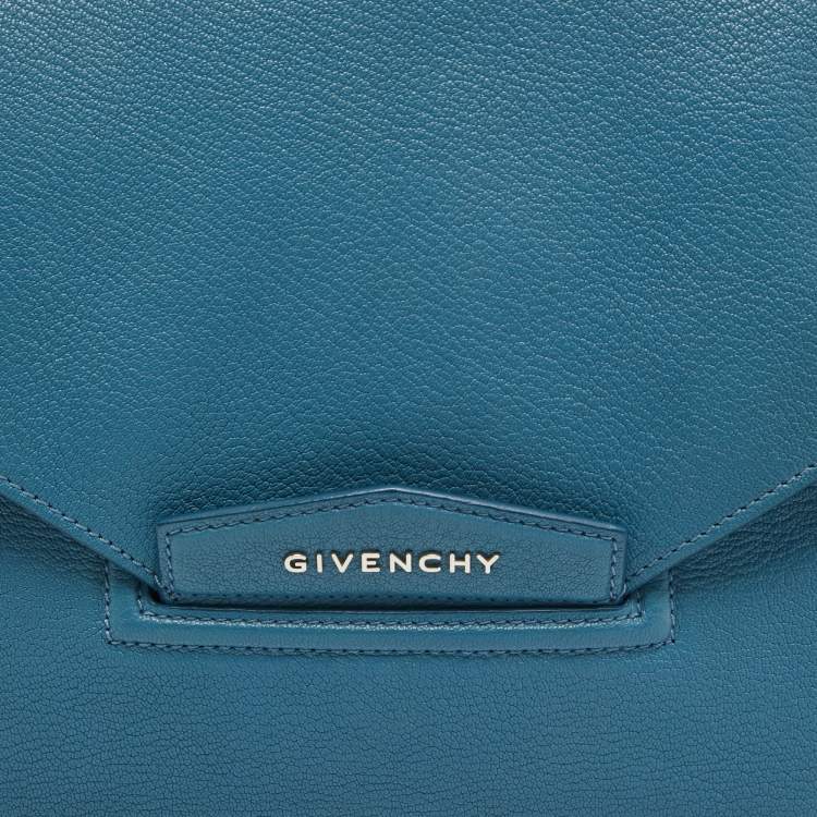 Pre Owned Givenchy Blue Leather Medium Antigona Envelope Clutch