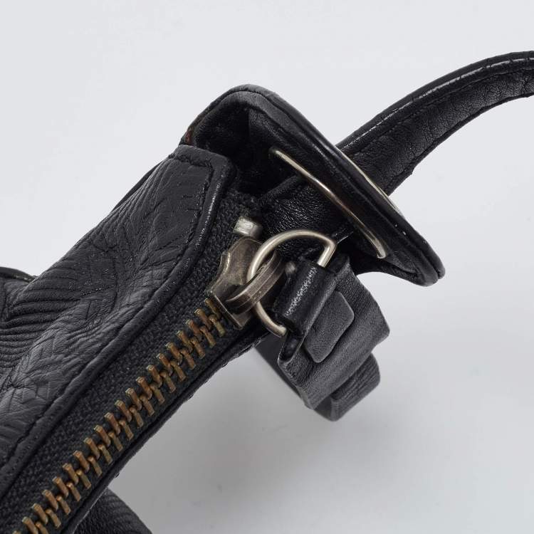 Pre Owned Givenchy Black Monogram Embossed Leather Baguette Bag