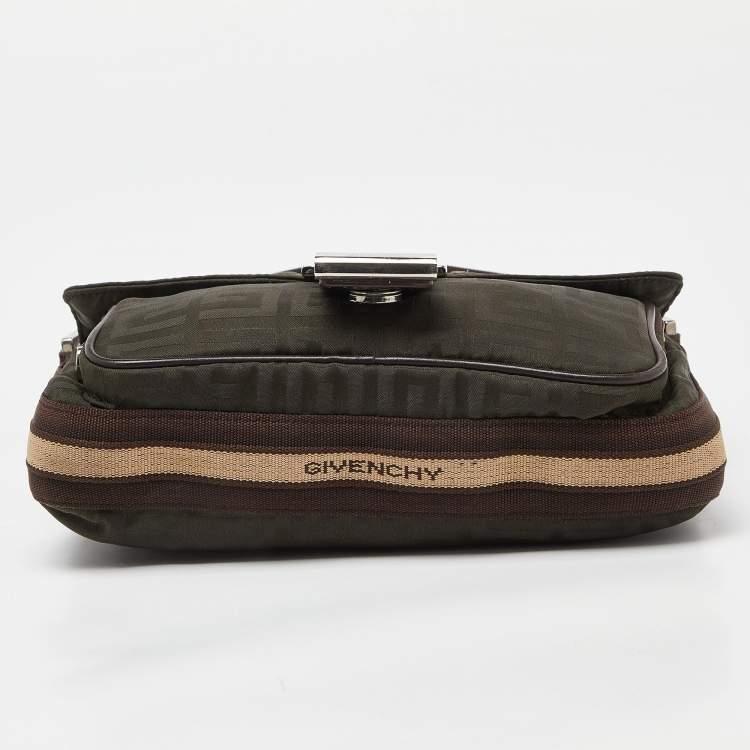 مملوكة مسبقًا Givenchy Green/Brown Monogram Fabric Buckle Flap Baguette Bag
