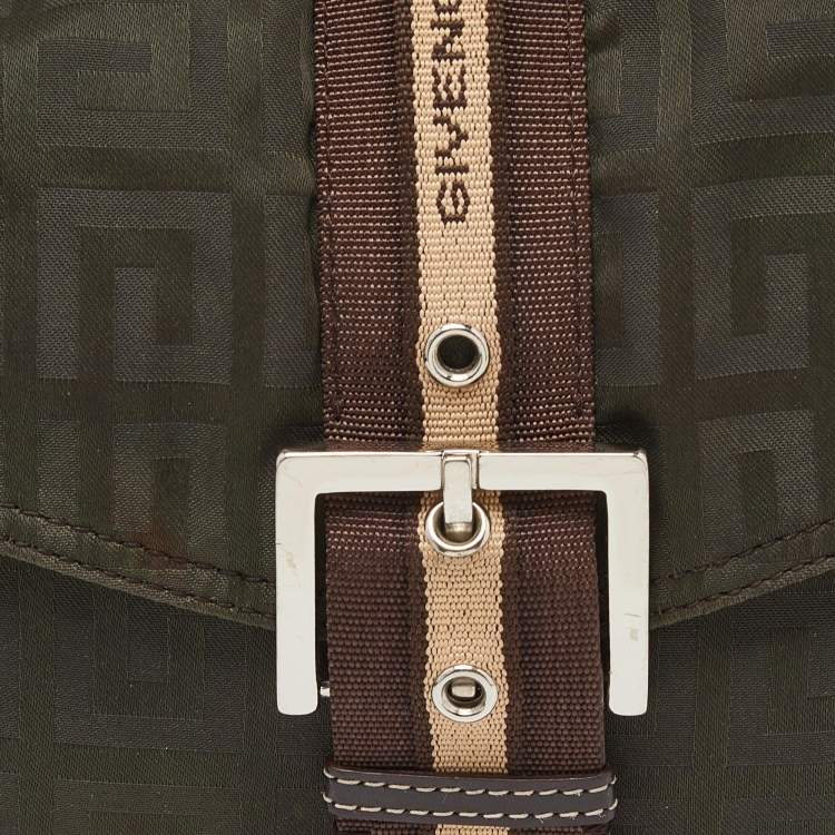مملوكة مسبقًا Givenchy Green/Brown Monogram Fabric Buckle Flap Baguette Bag