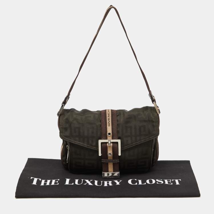 مملوكة مسبقًا Givenchy Green/Brown Monogram Fabric Buckle Flap Baguette Bag